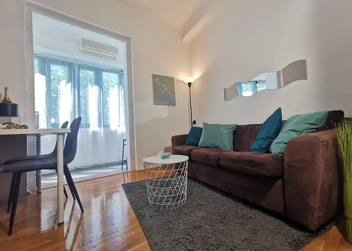 Apartment Bacvice In Split