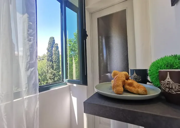 Apartment Bacvice In Split